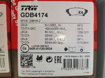 Дисковые тормозные колодки задние TRW GDB4174 для Lexus, Toyota (4 шт.)