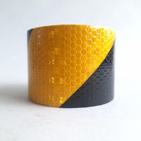 Скотч Светоотражающий шир.5см длина 10м. Чёрно-жёлтый Скотч Светоотражающий шир.5см длина 10м. Чёрно-жёлтый