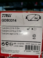 Дисковые тормозные колодки передние TRW GDB3314 для Toyota Camry (4 шт.)